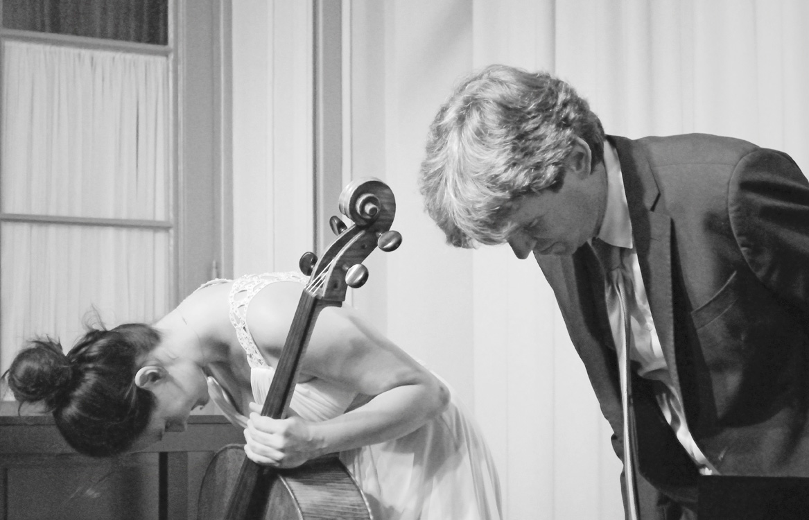 Read more about the article JUBILÄUMSKONZERT: DER KMV WIRD 25<br>VIOLONCELLO UND KLAVIER<br>Raphaela Gromes und Julian Riem